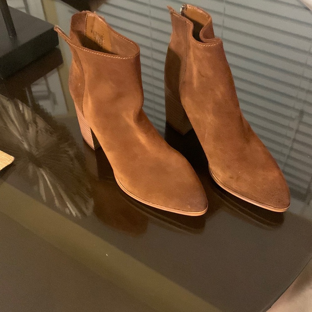 Aqua  Suede pointed toe booties